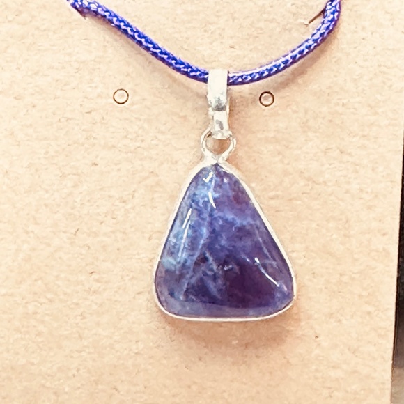 925 Sterling Silver Plated & Amethyst Stone/Crystal Trillion Cut Pendant EUC - Picture 1 of 12